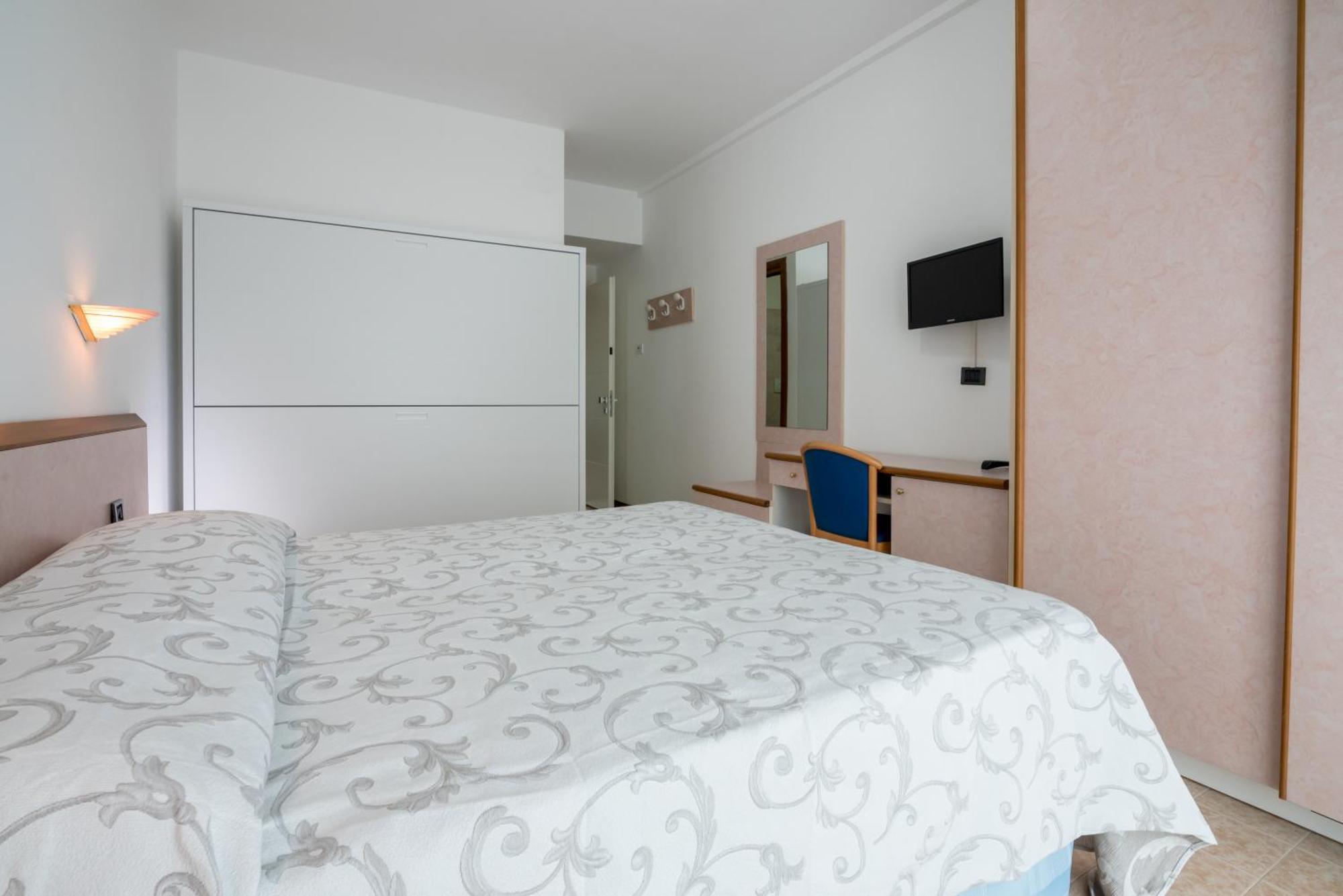Hotel Relax Family & Spa San Benedetto del Tronto Dış mekan fotoğraf